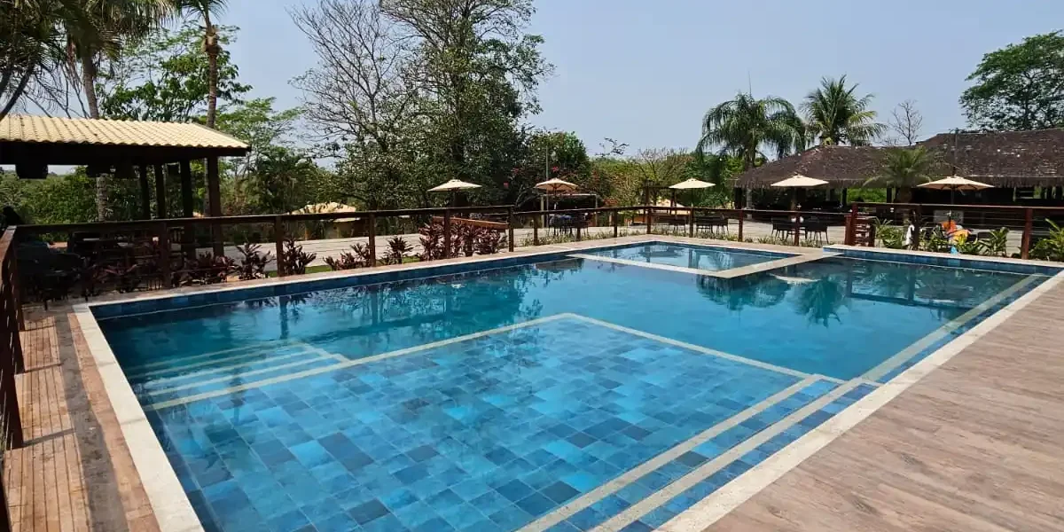 Piscina-aquecida-serra-de-bodoquena